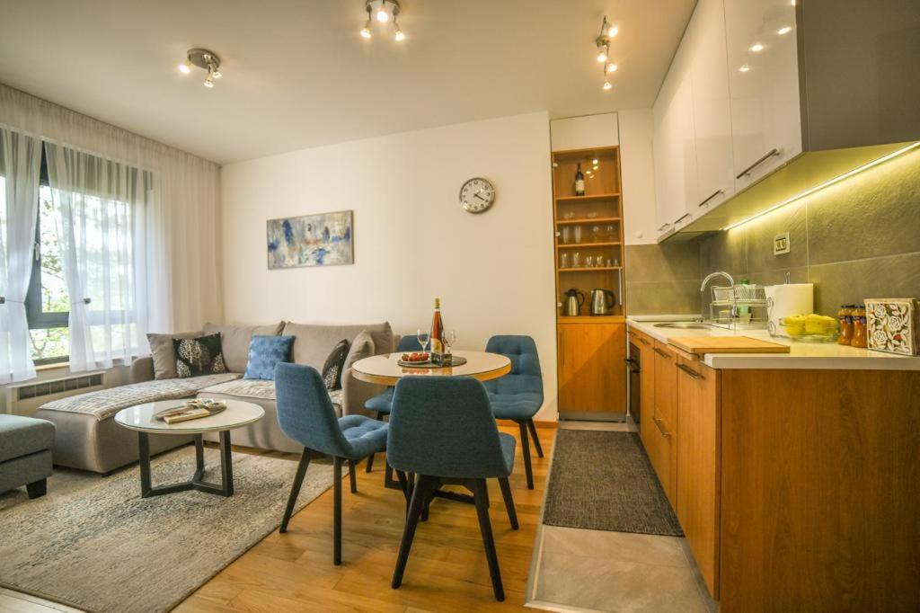 Apartman Silver Lux Apartment Zlatibor Bagian luar foto